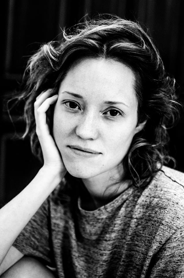 actor Sofie Hoflack large photo