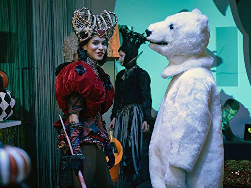 actor Thalissa Teixeira large photo