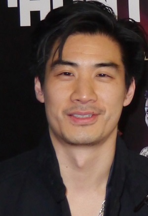 actor Derek Siow large photo