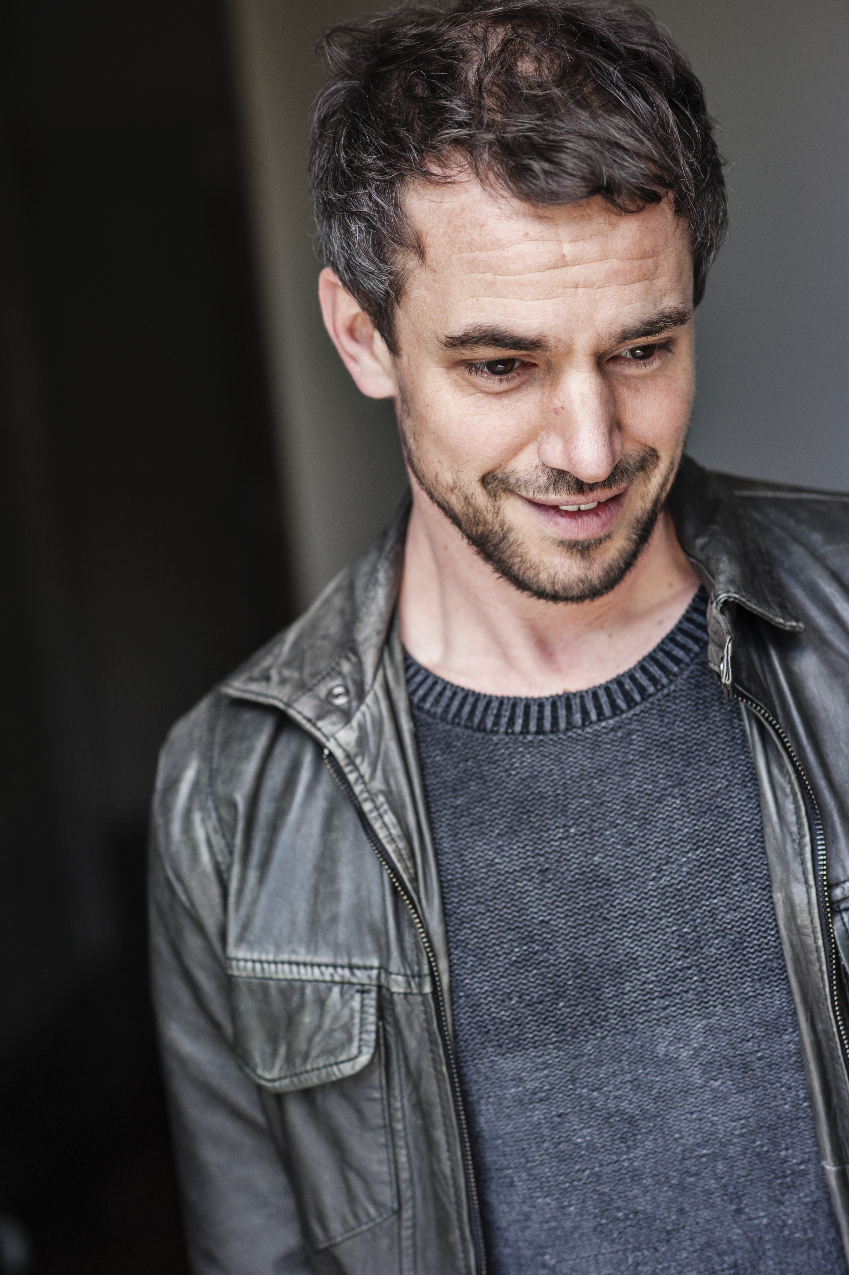 actor Sean Knopp large photo