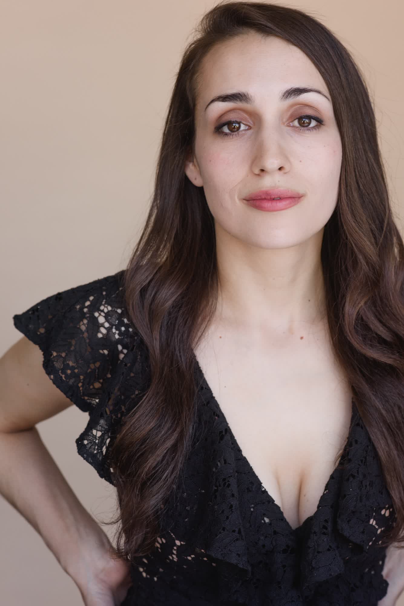 actor Cosima Cabrera large photo