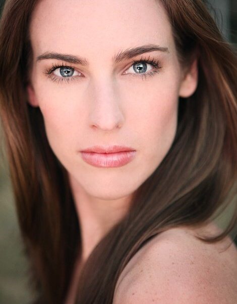 actor Sarah Nichols large photo