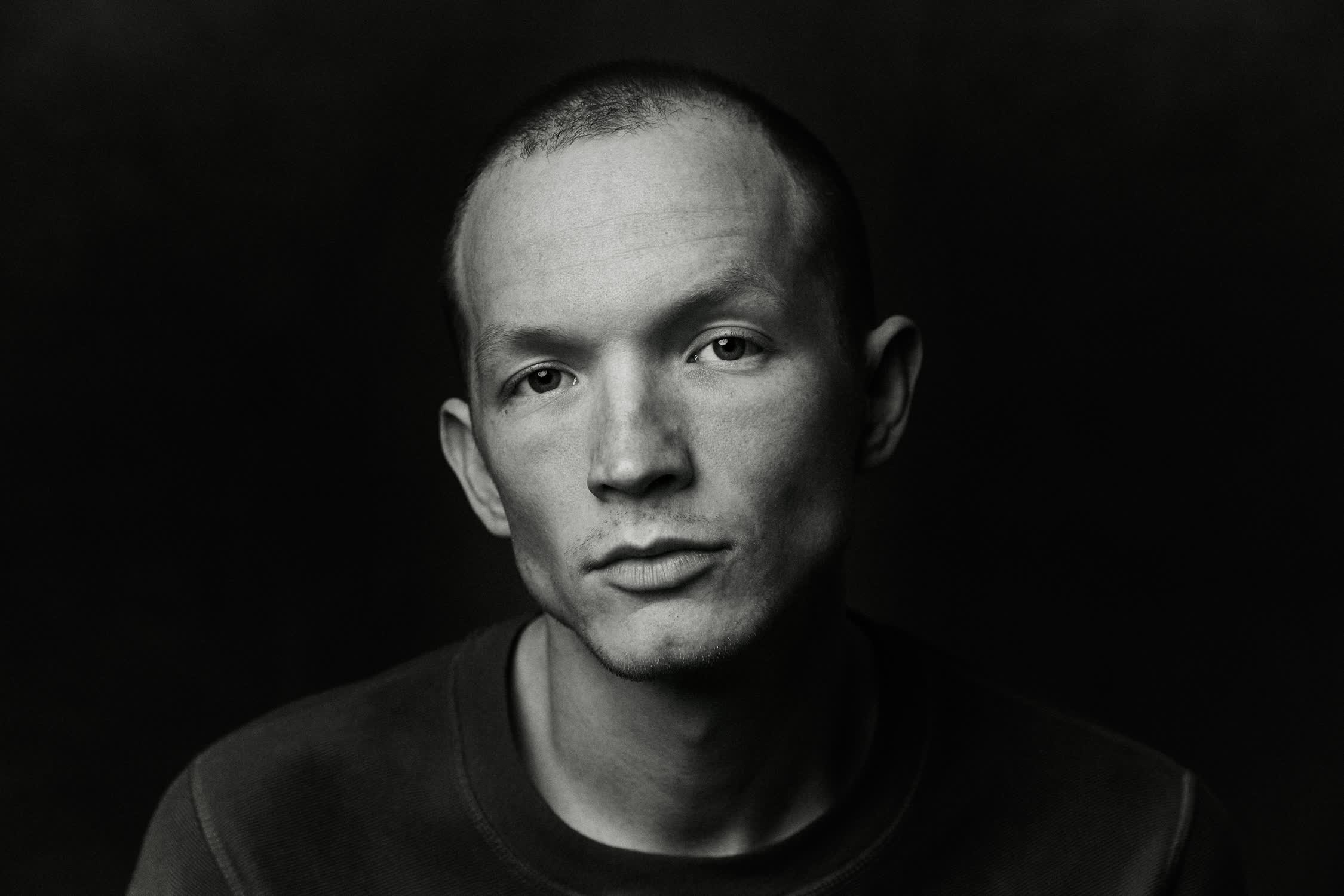 actor Jefferson White large photo