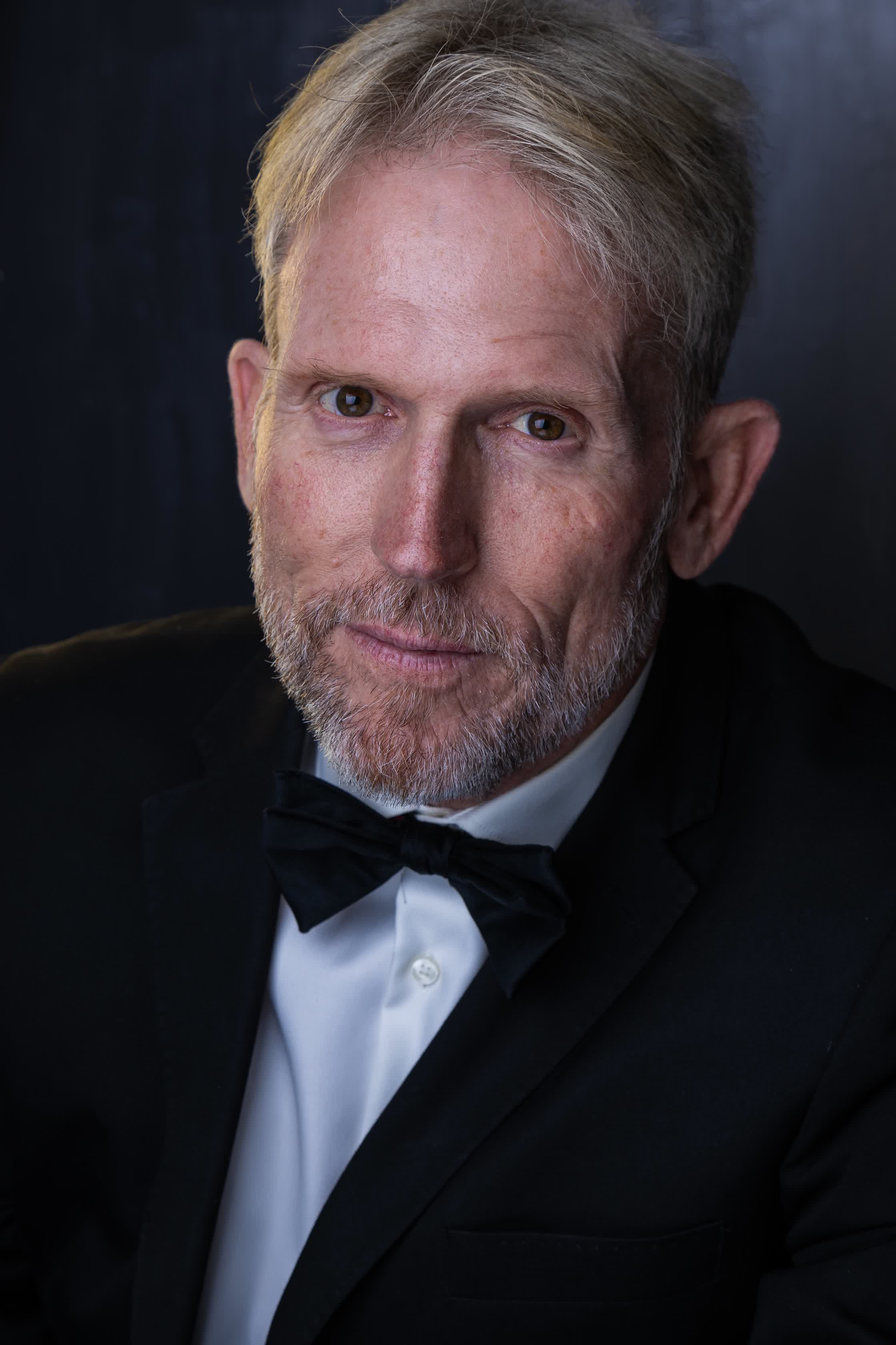 actor Howard M. Lockie large photo