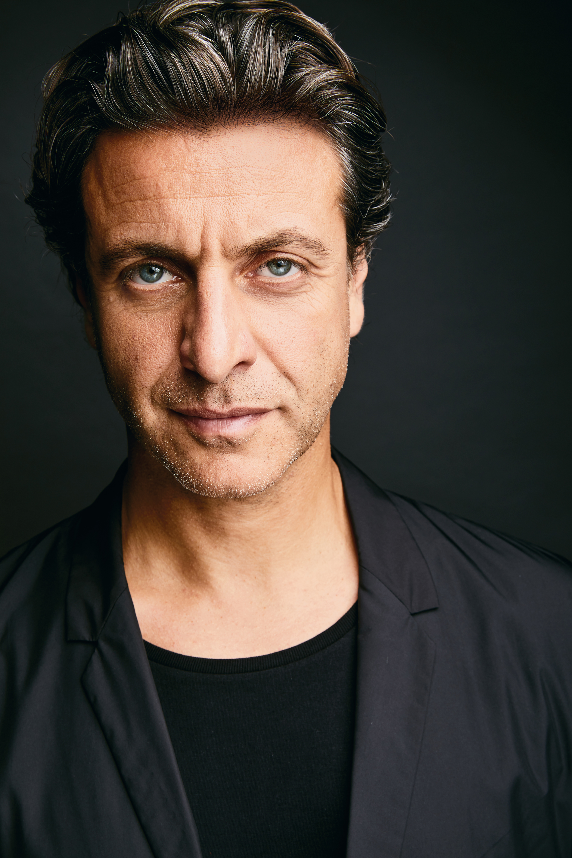 actor Adam Levy large photo