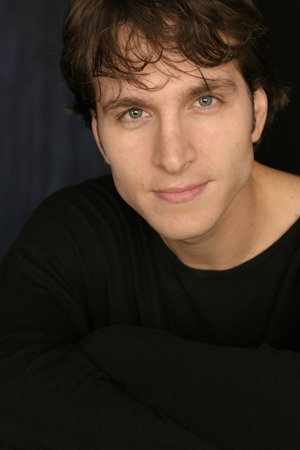 actor Albi De Abreu large photo