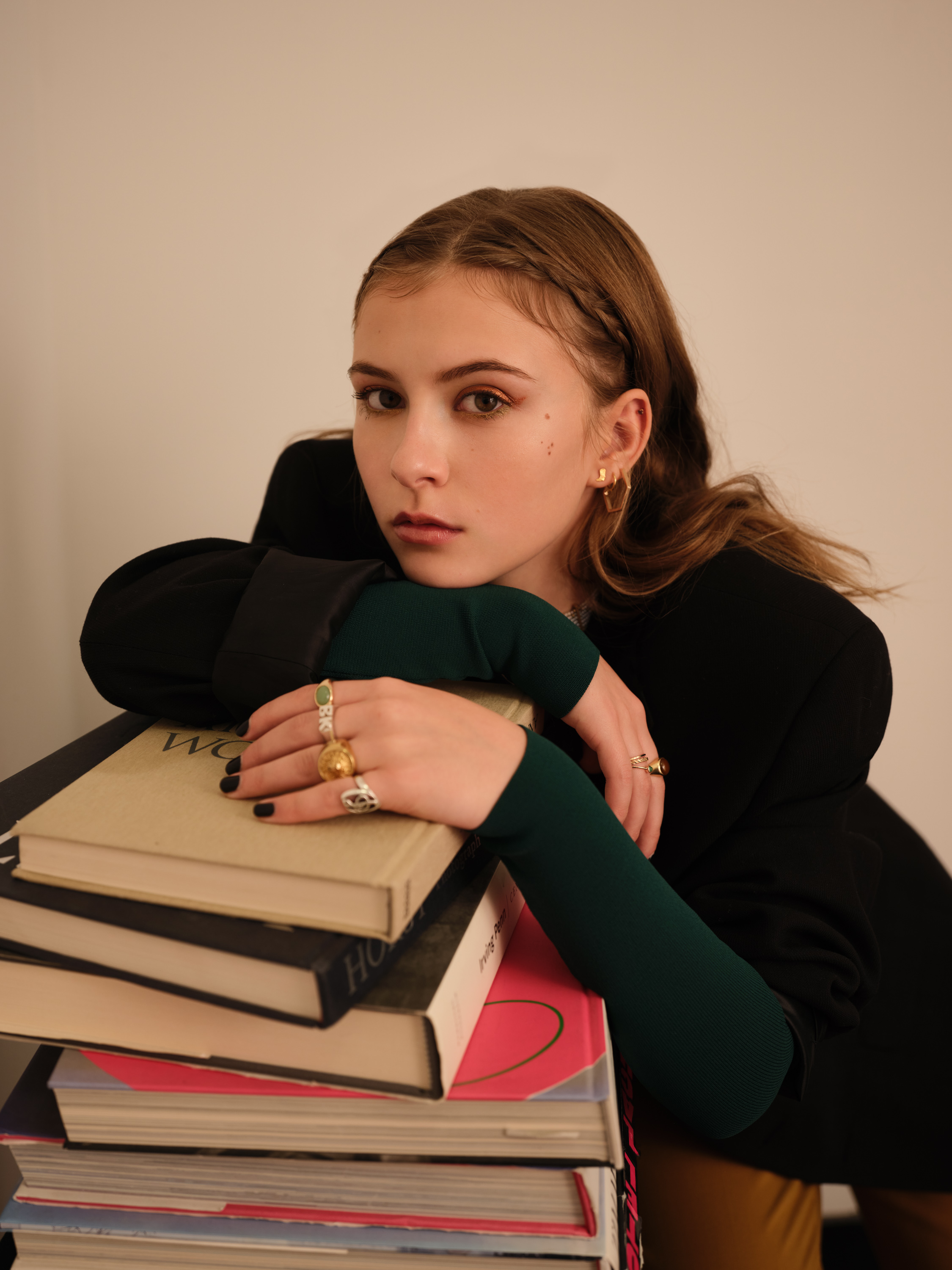 actor Brooklyn Shuck large photo