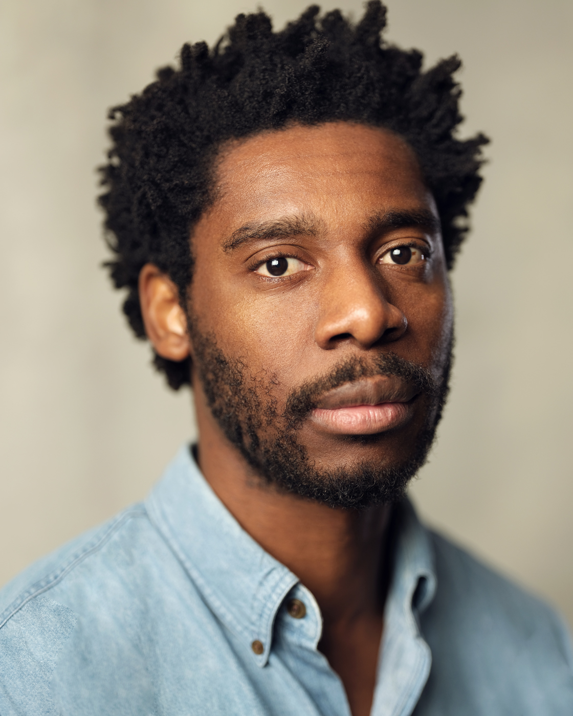 actor Yoli Fuller large photo