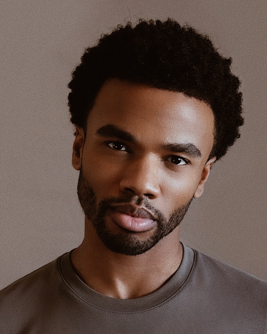 actor Luke Youngblood large photo