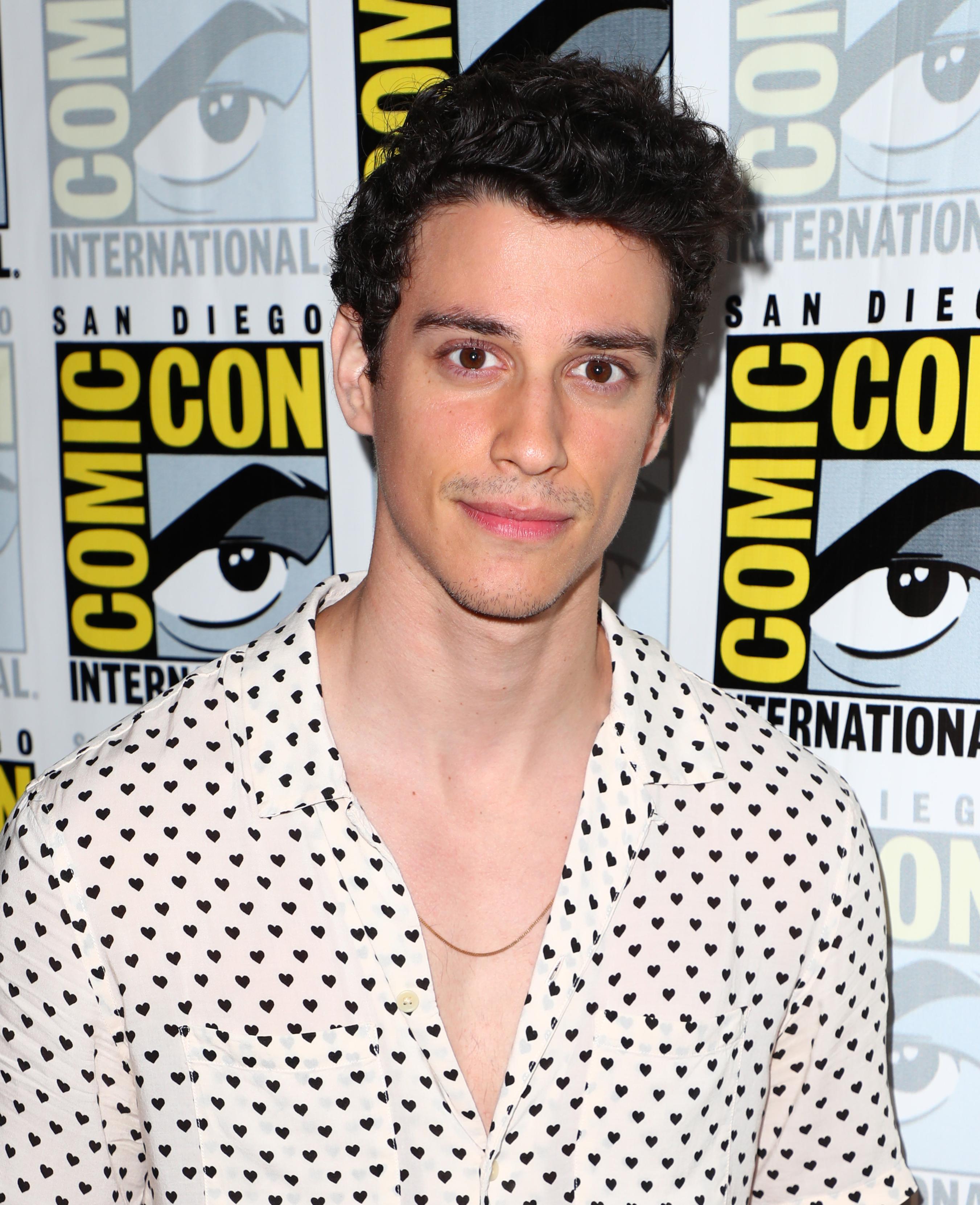 actor Adam DiMarco large photo