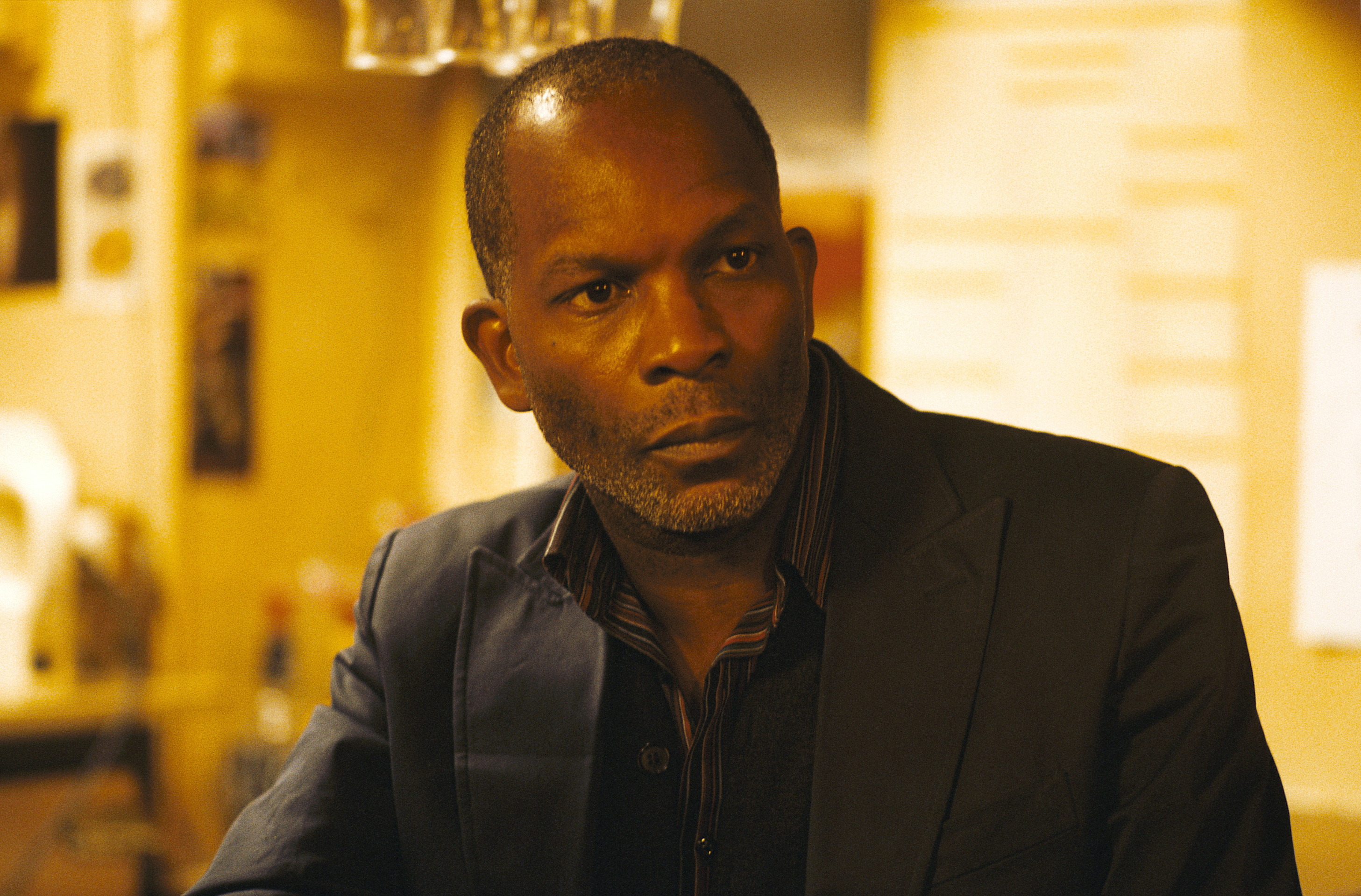 actor Alex Descas large photo