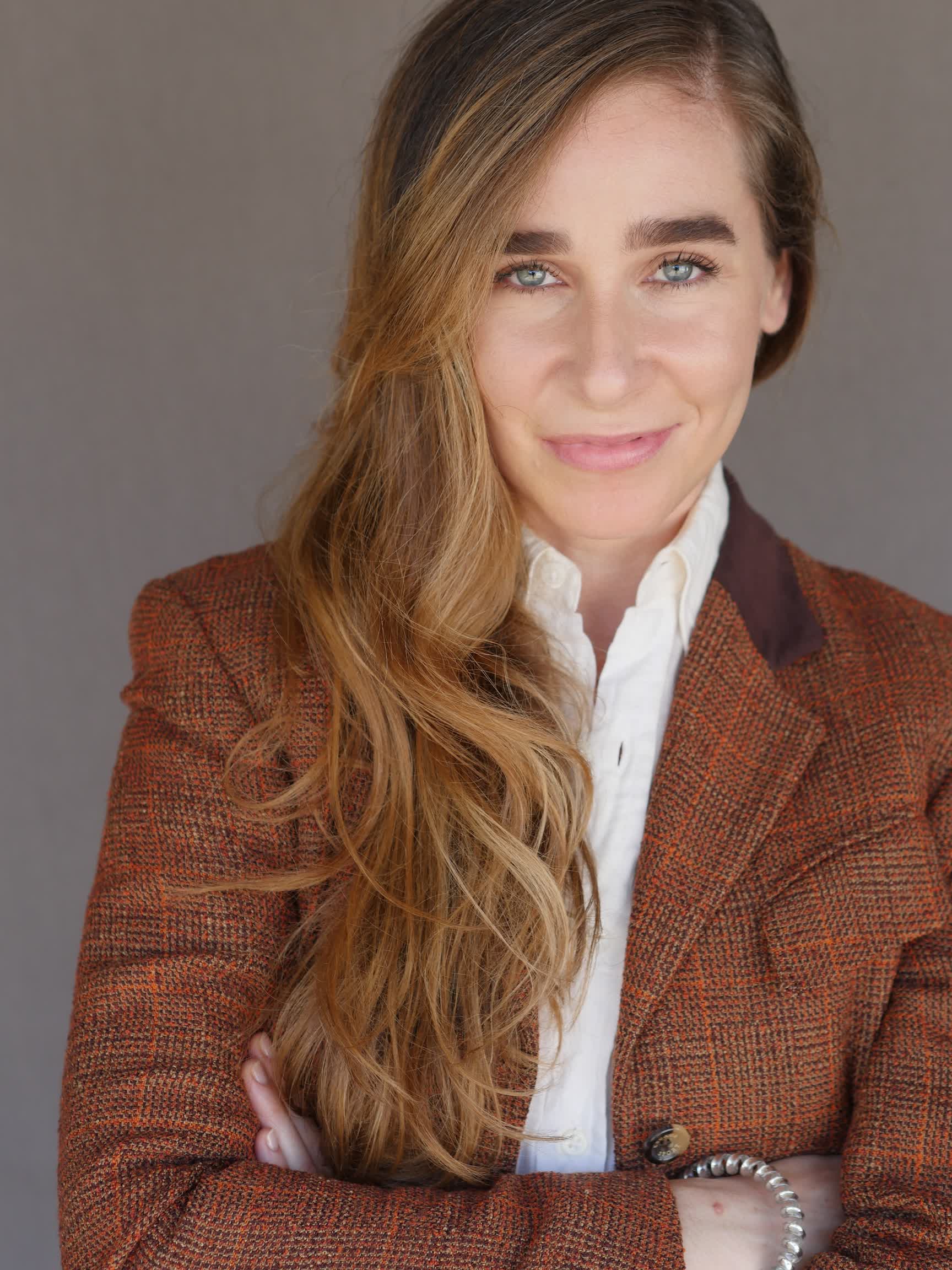 actor Victoria Tate large photo