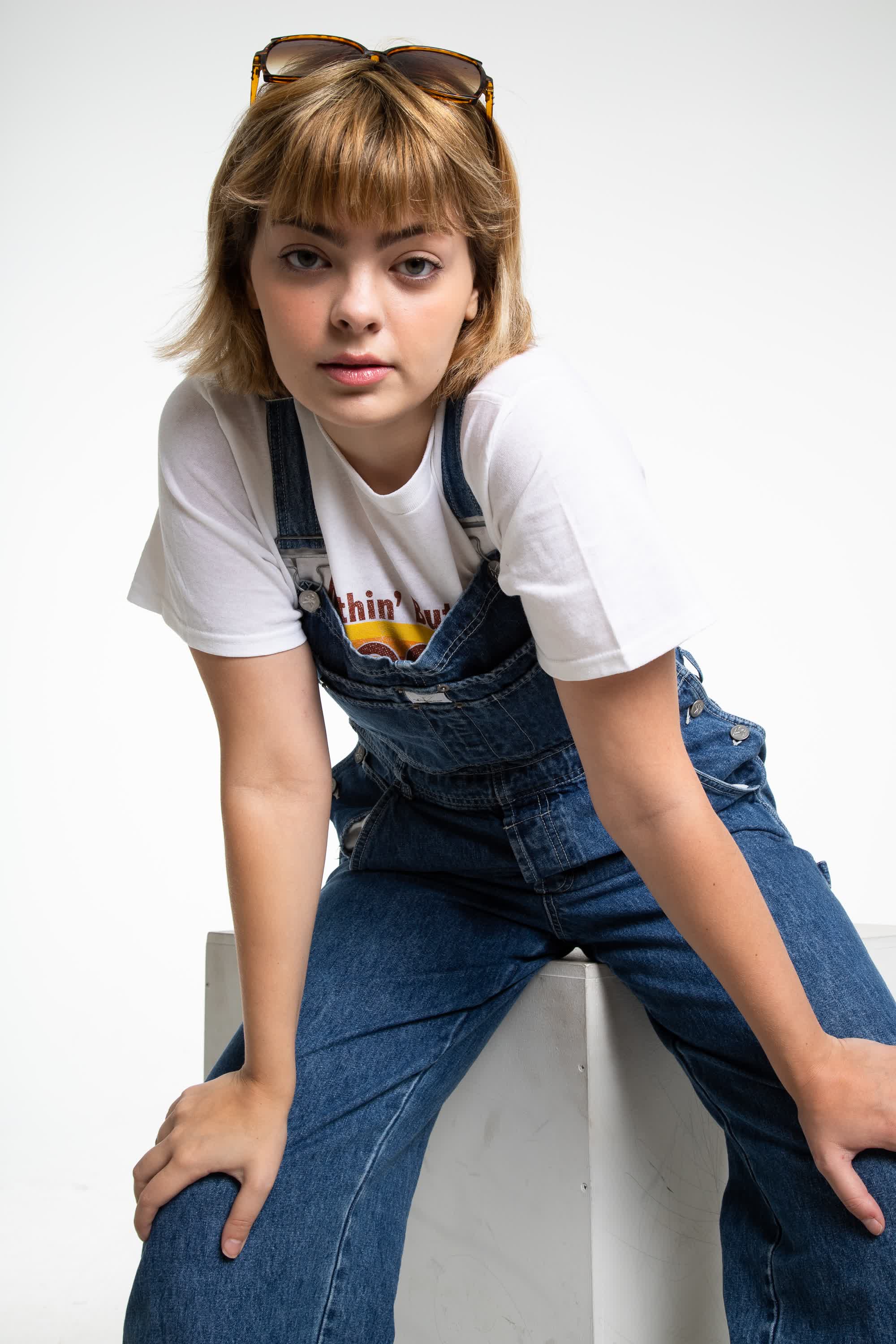 actor Shelby Surdam large photo