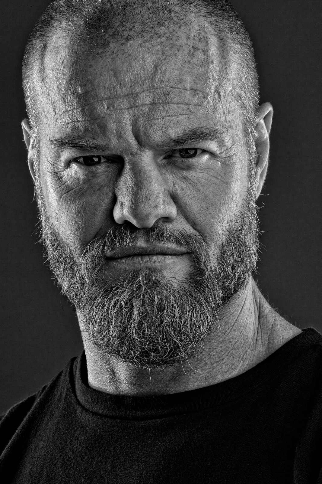 actor Luke Massy large photo