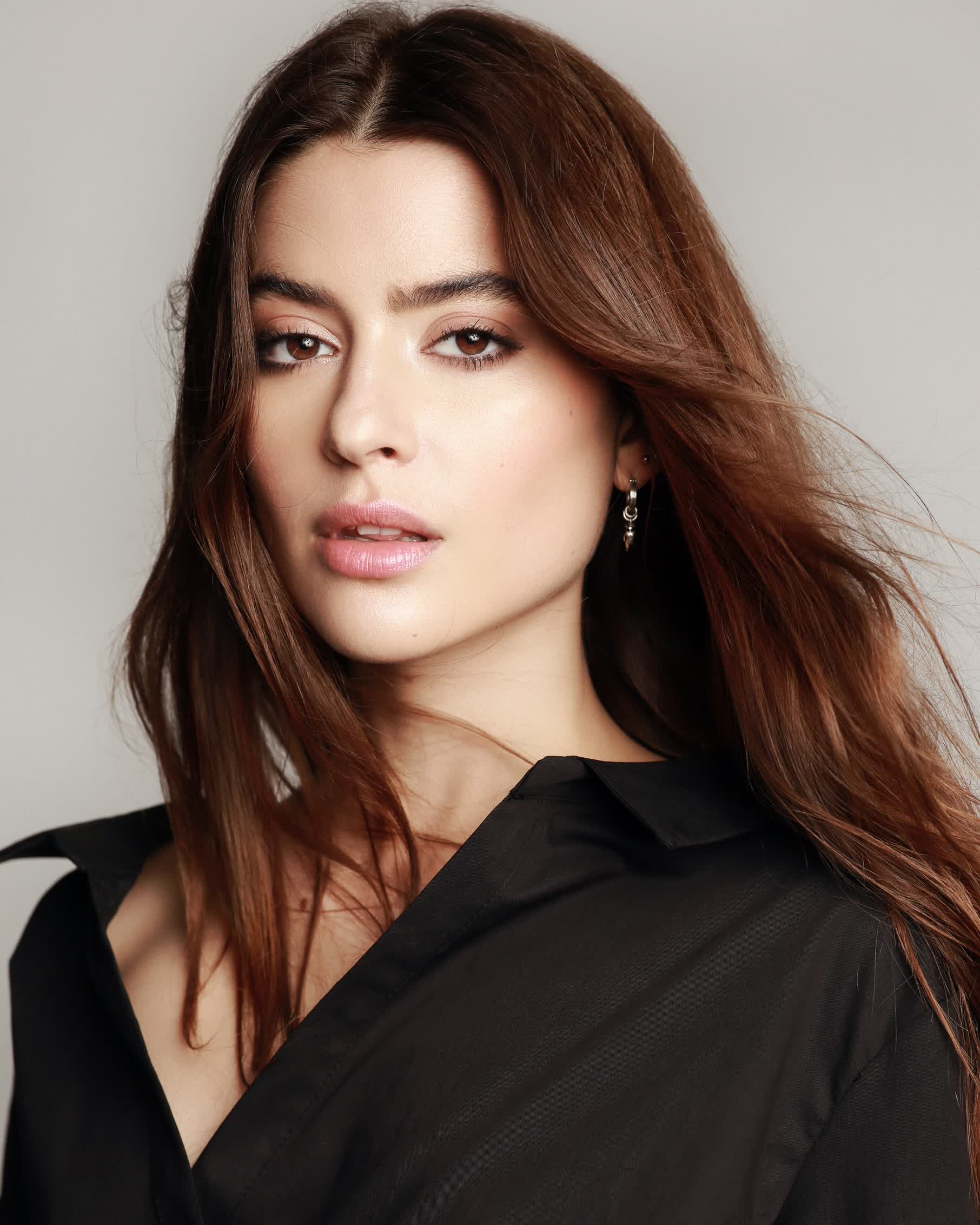 actor Gabriela Quezada large photo