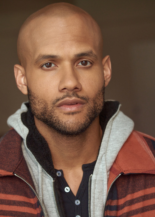 actor Brandon Sutton large photo