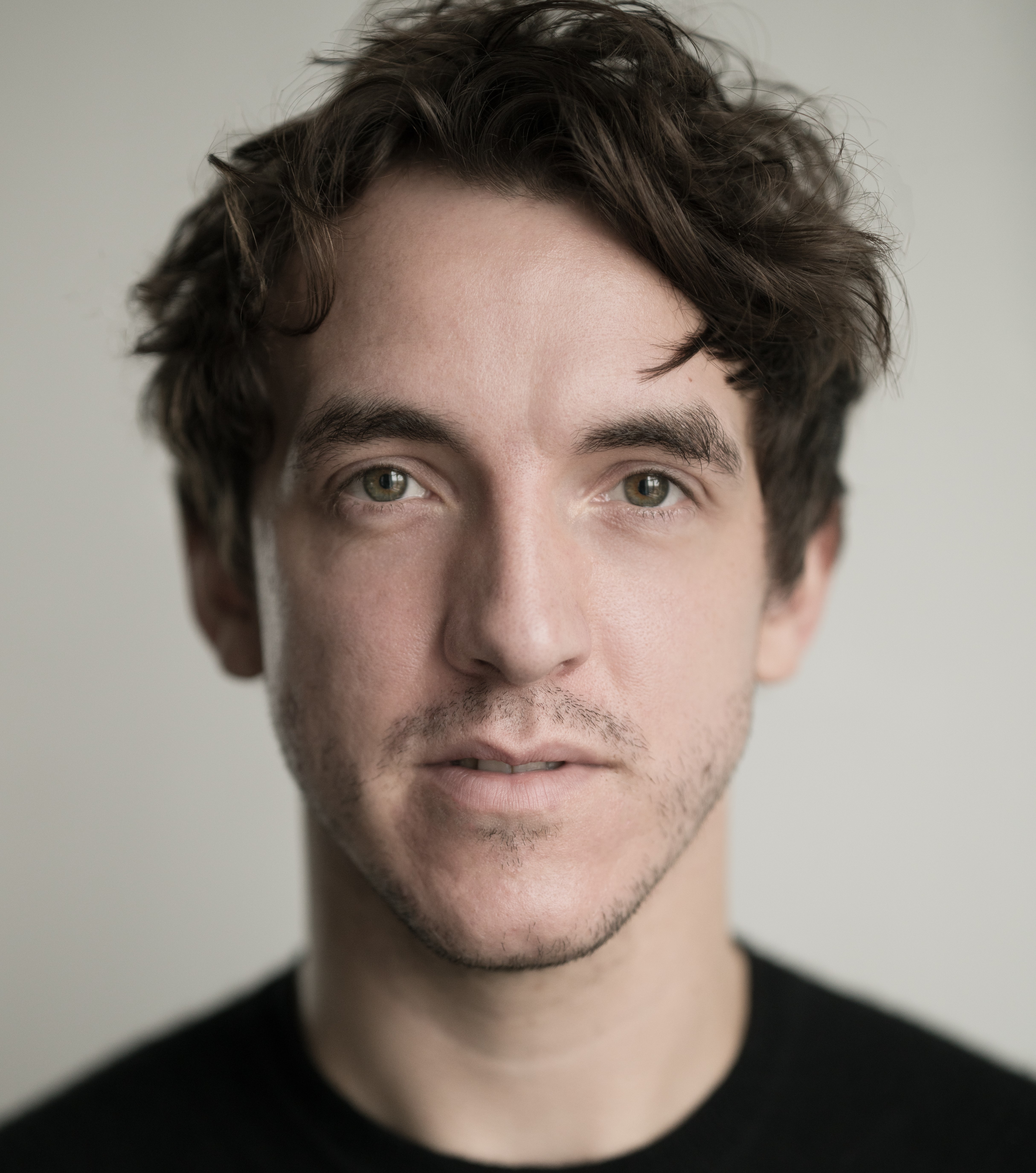 actor Jamie Wilkes large photo