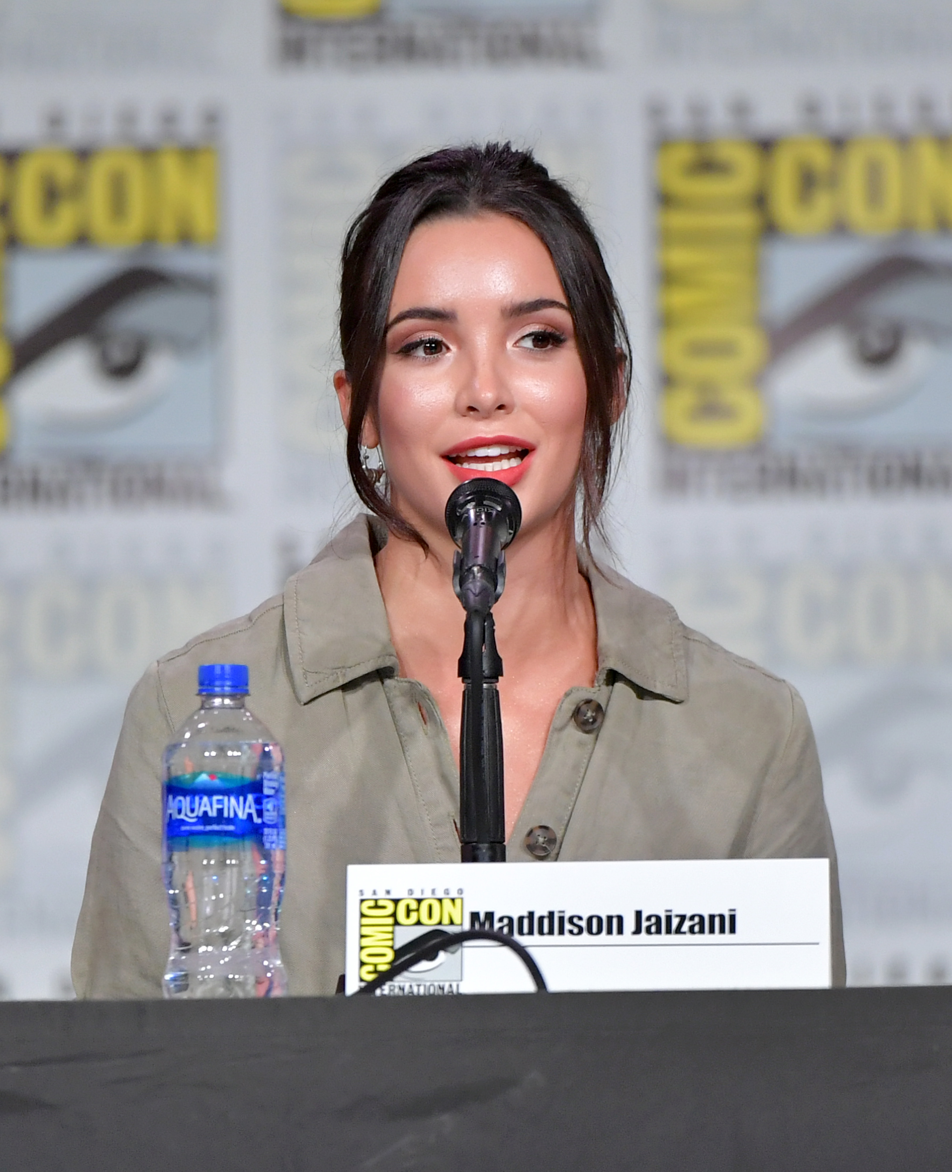 actor Maddison Jaizani large photo