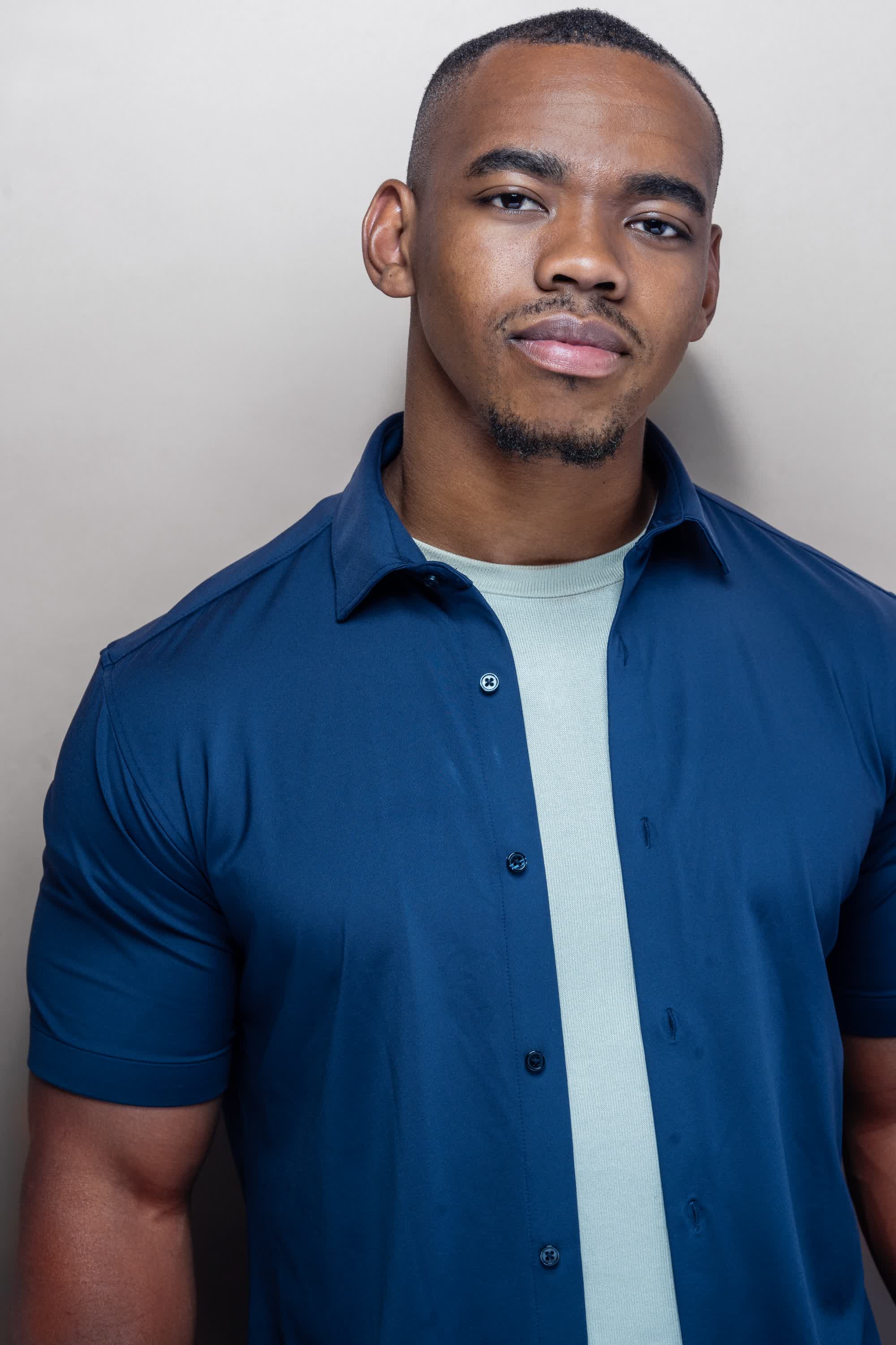 actor Joivan Wade large photo