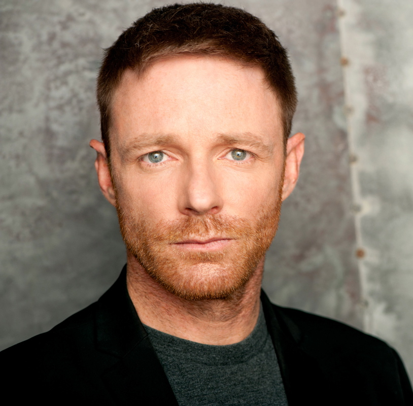 actor Mackenzie Astin large photo