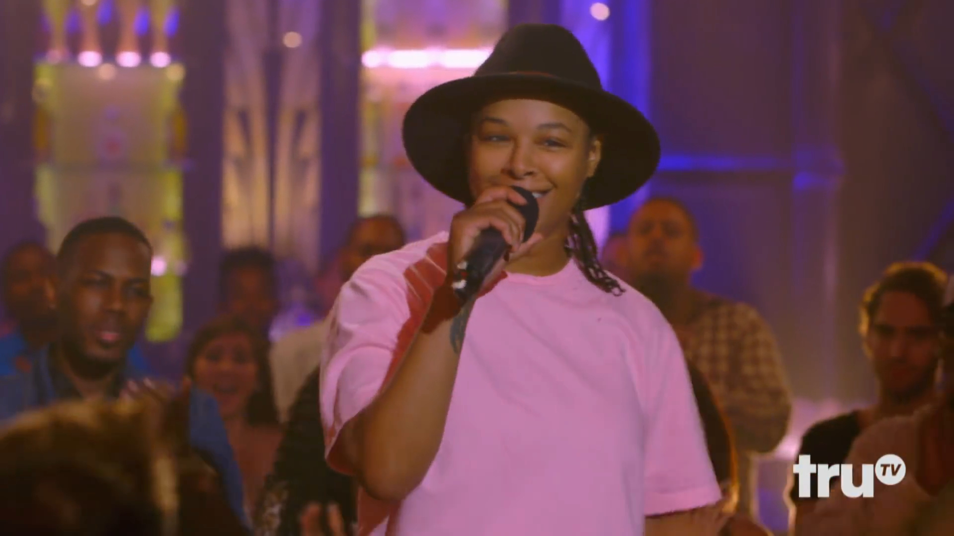 actor Chaunte Wayans large photo