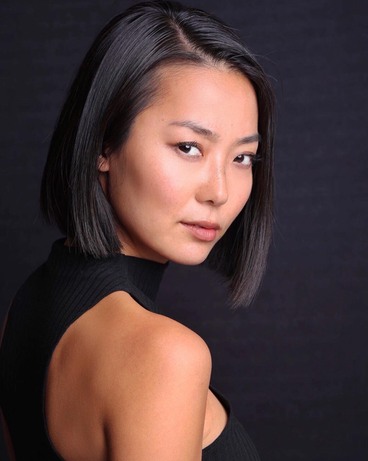 actor Elsha Kim large photo