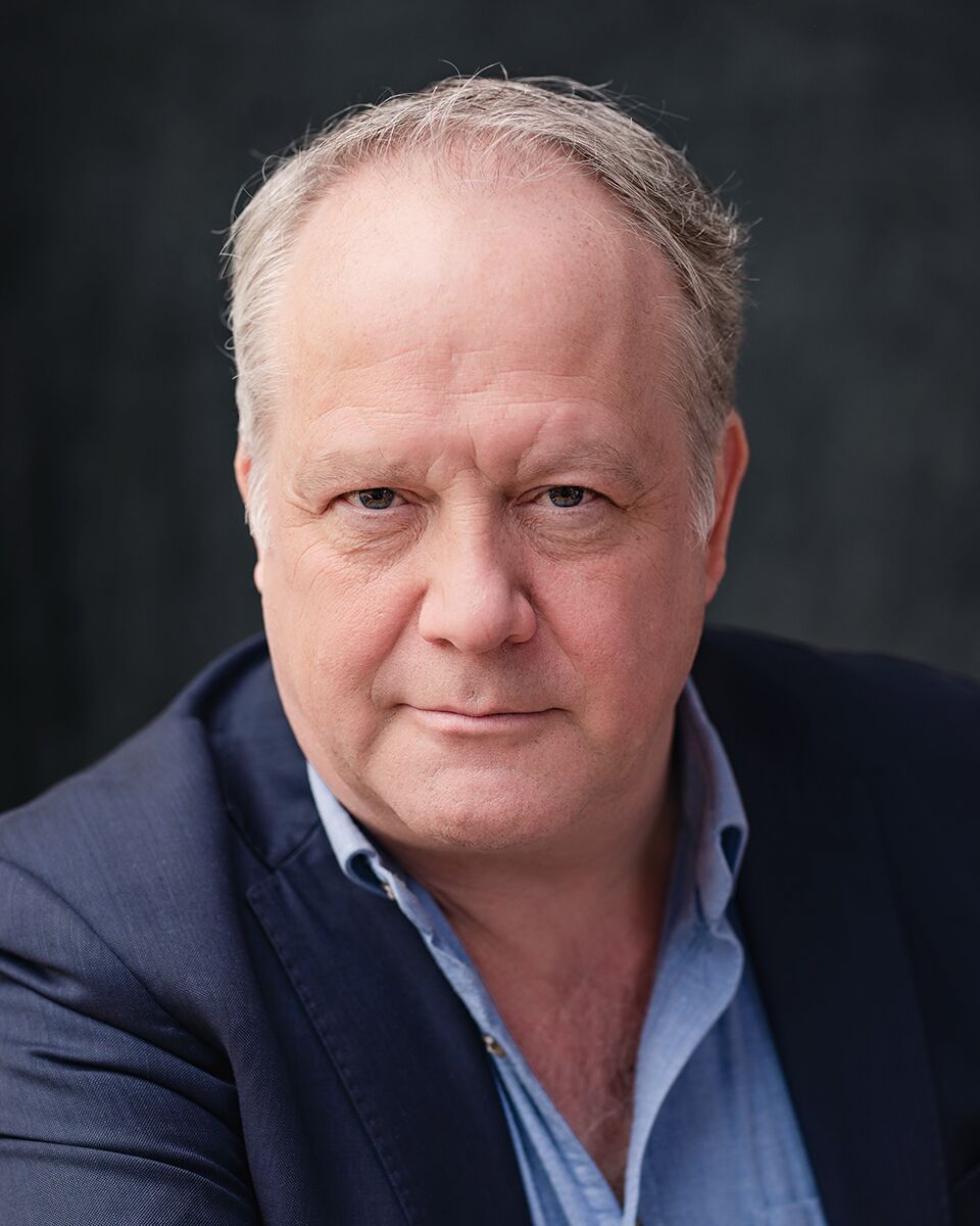 actor Roger Ringrose large photo