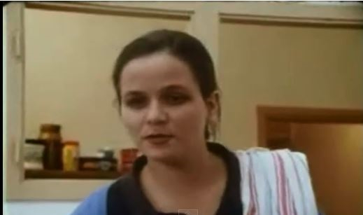 actor Sara von Schwarze large photo