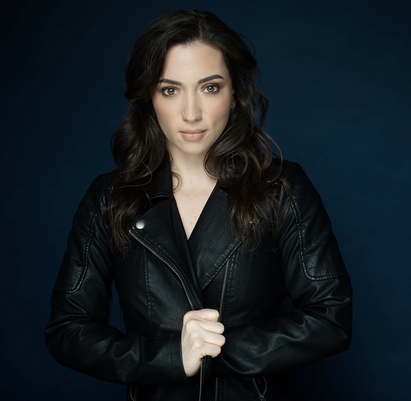 actor Julie Mainville large photo