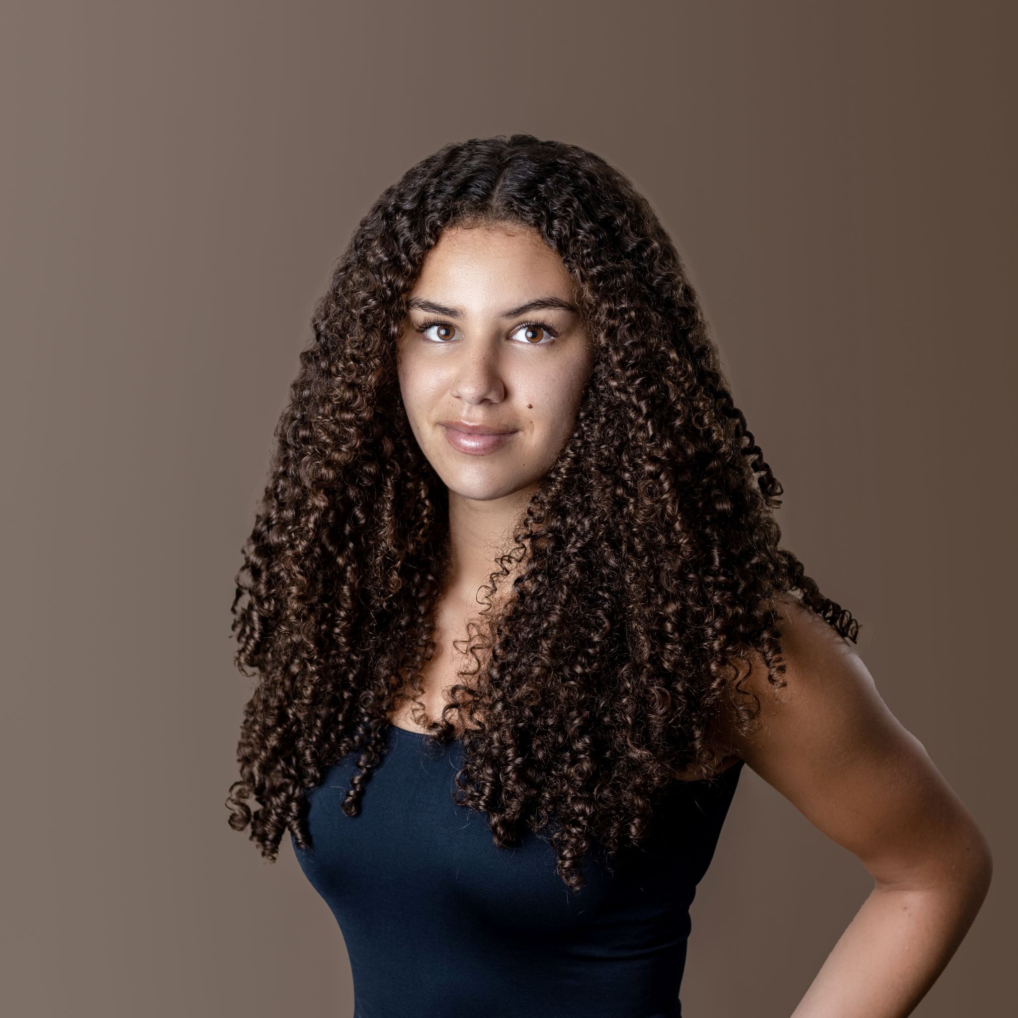 actor Alexandra MacLean large photo