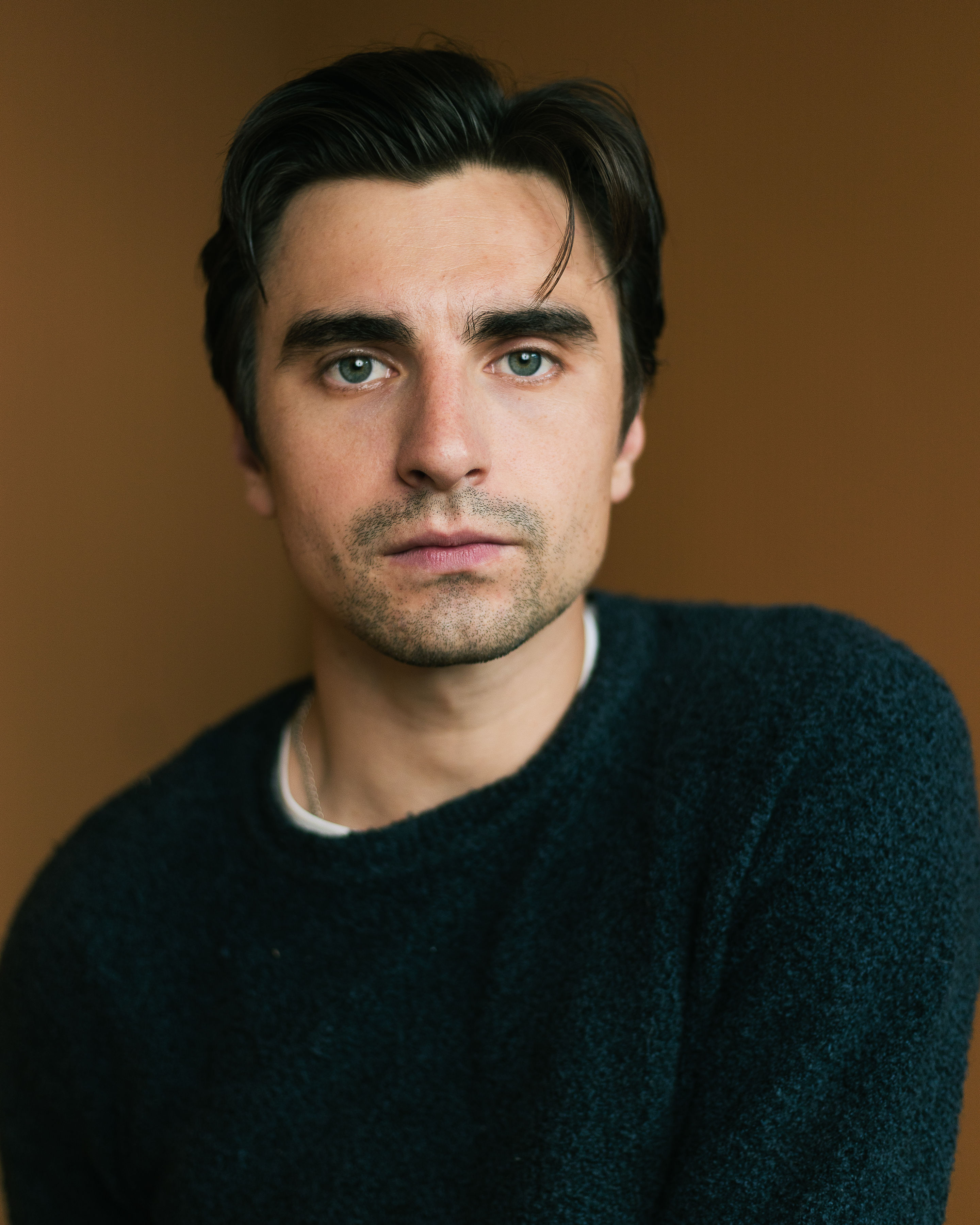 actor Alex Ozerov-Meyer large photo