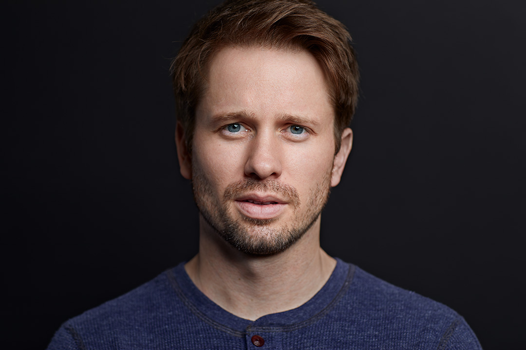 actor Tyler Ritter large photo