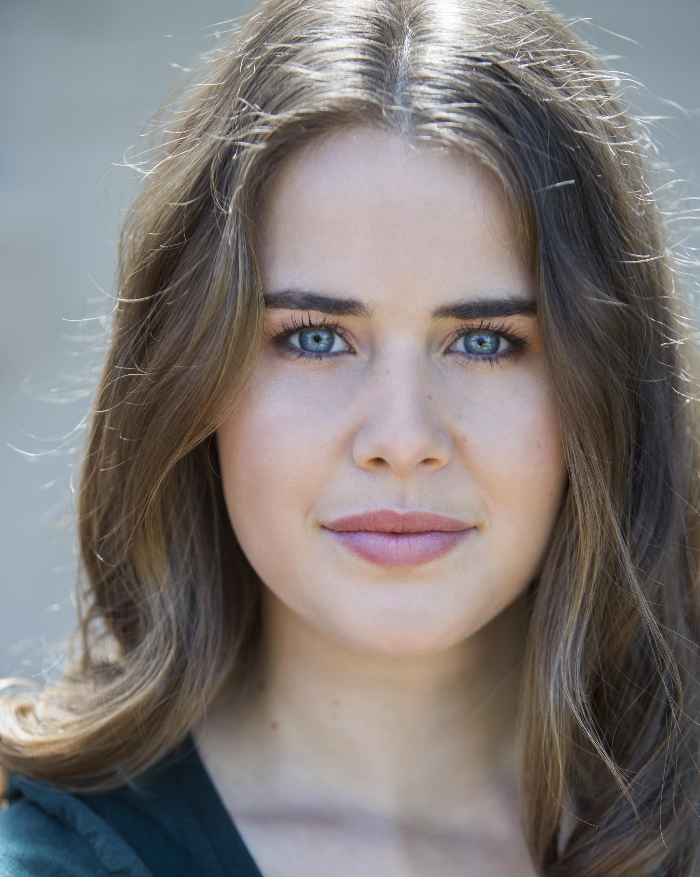 actor Jane Mahady large photo