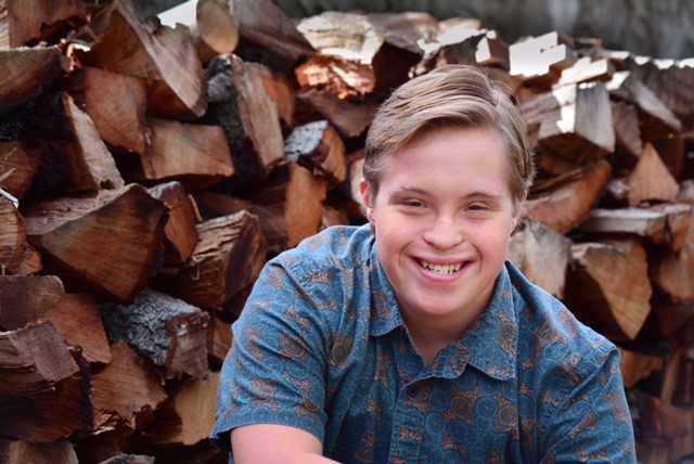 actor Cole Sibus large photo