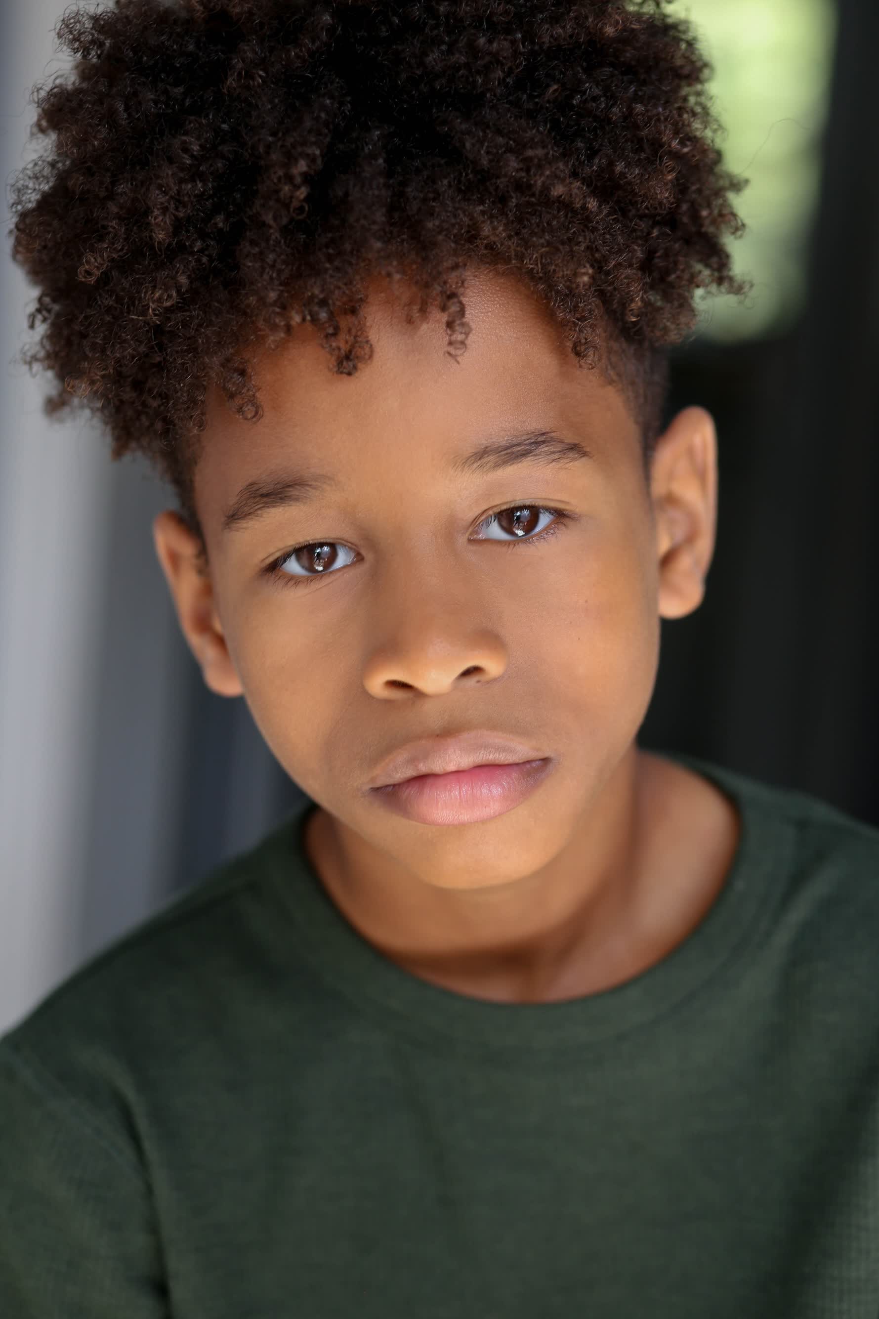 actor Ian Foreman large photo