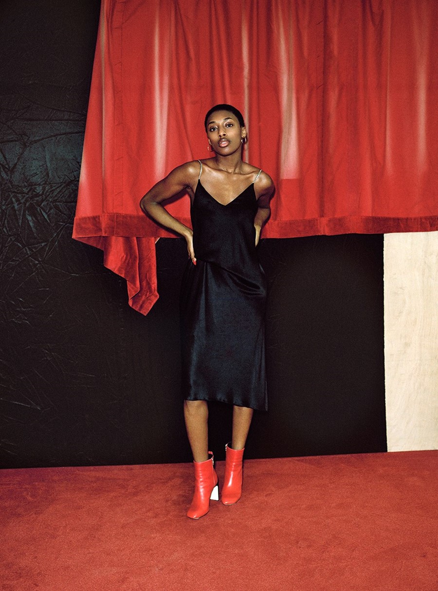 actor Sophia Brown large photo