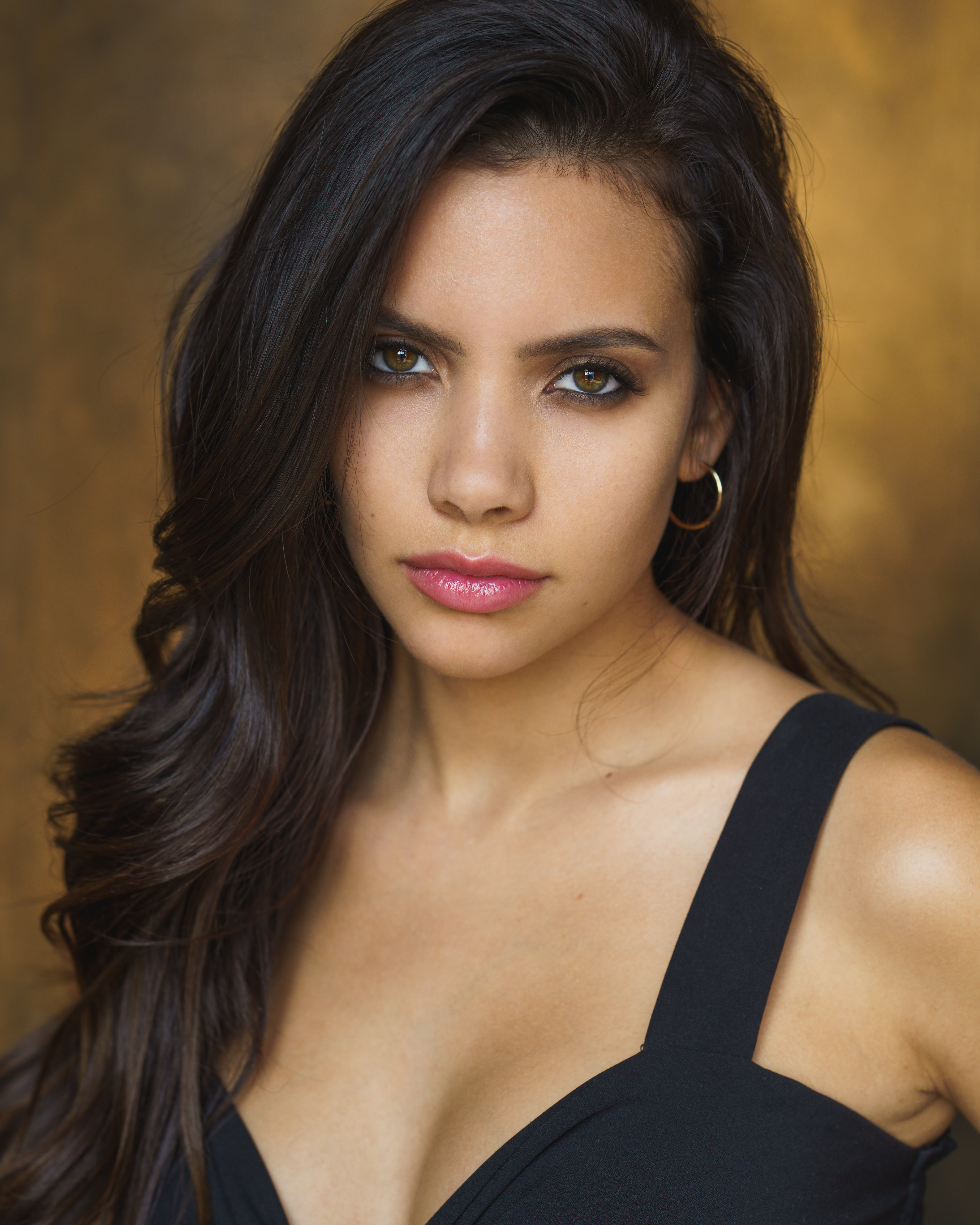 actor Sohvi Rodriguez large photo