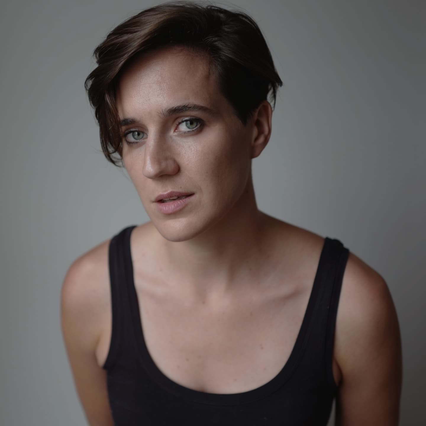 actor Imogen Daines large photo