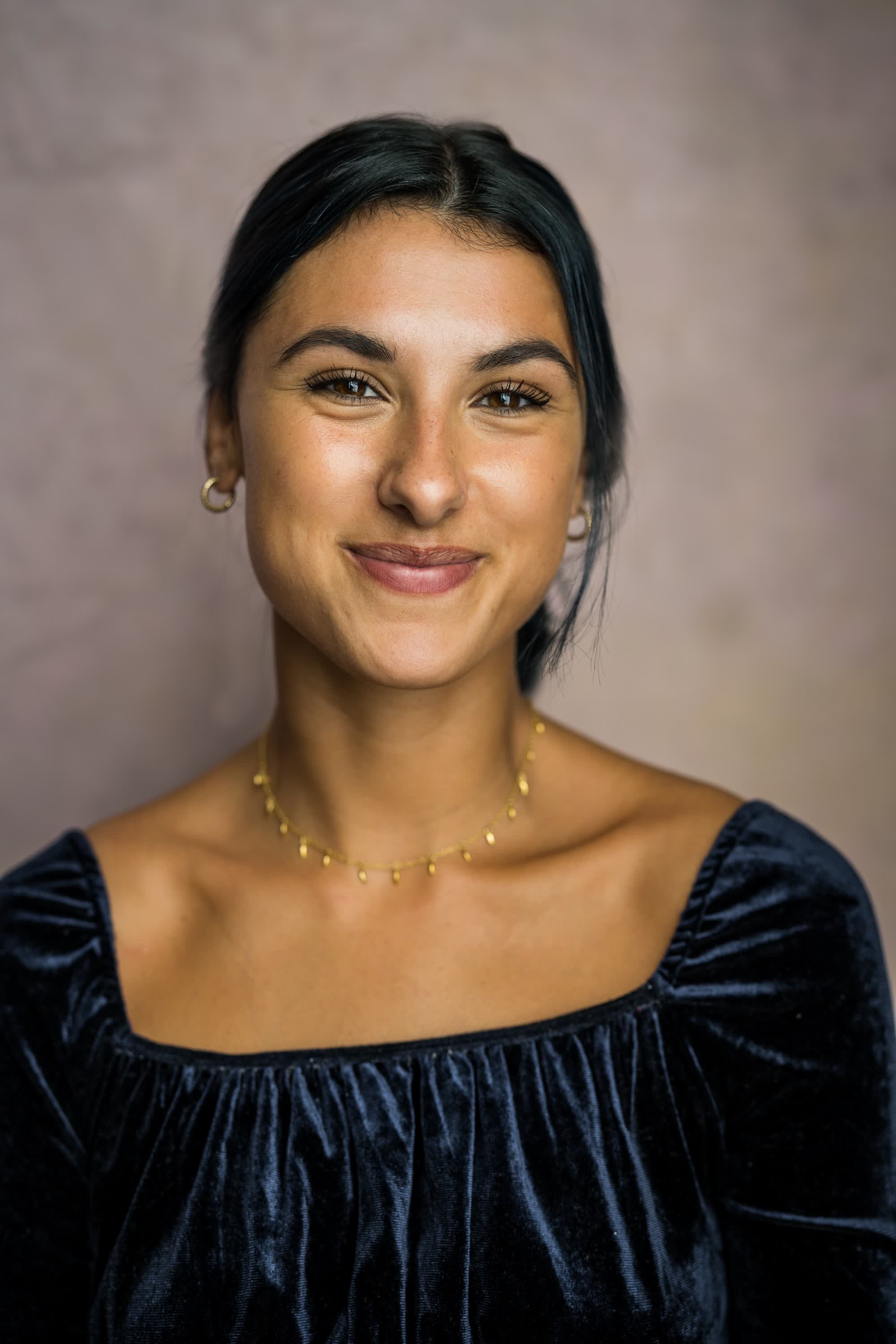 actor Nina Singh large photo