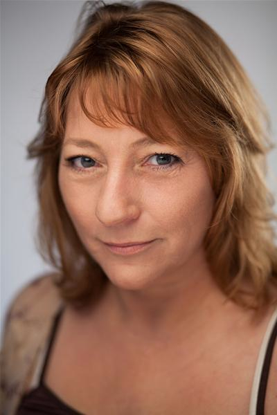 actor Tracey Wilkinson large photo