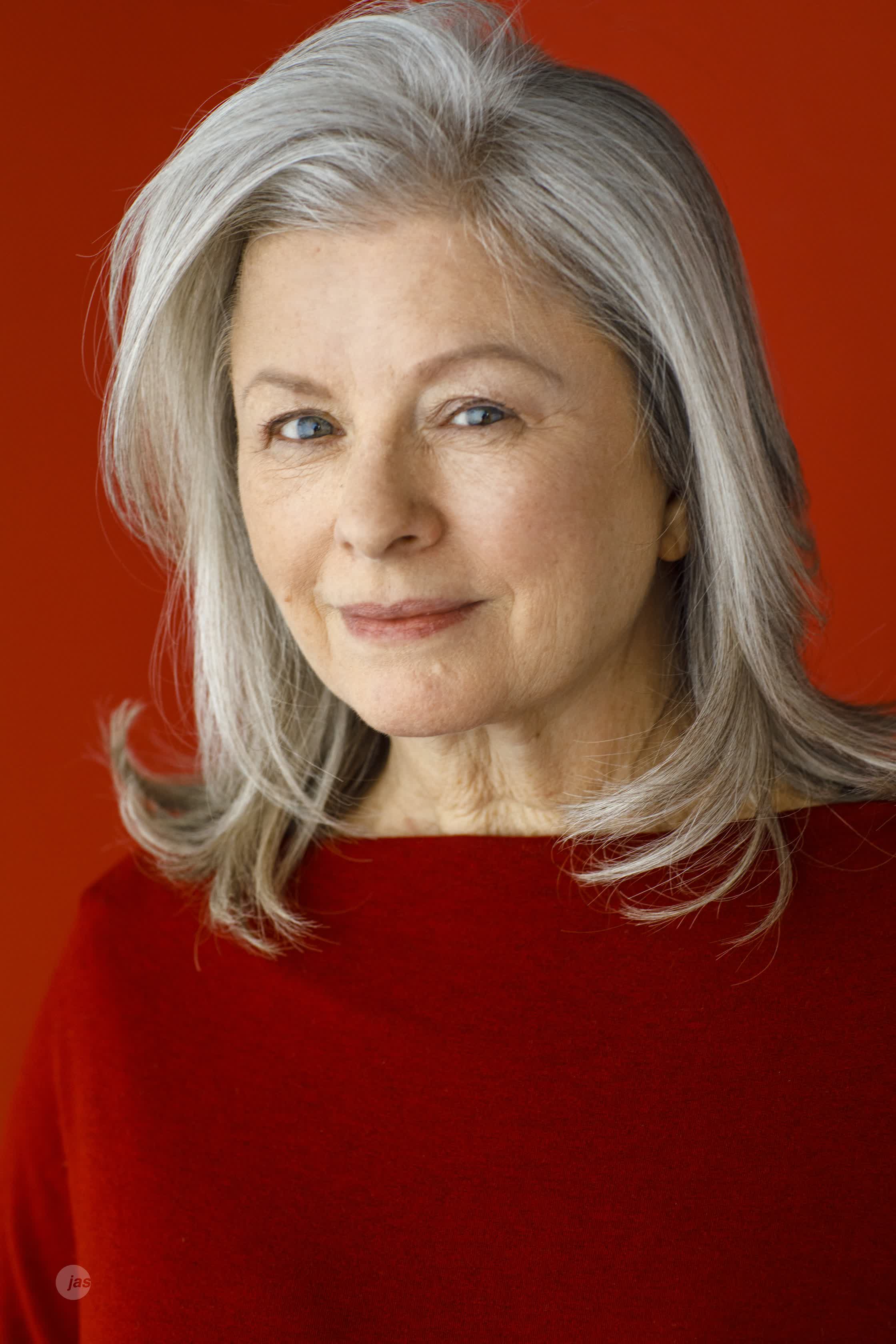 actor Susan Savoie large photo