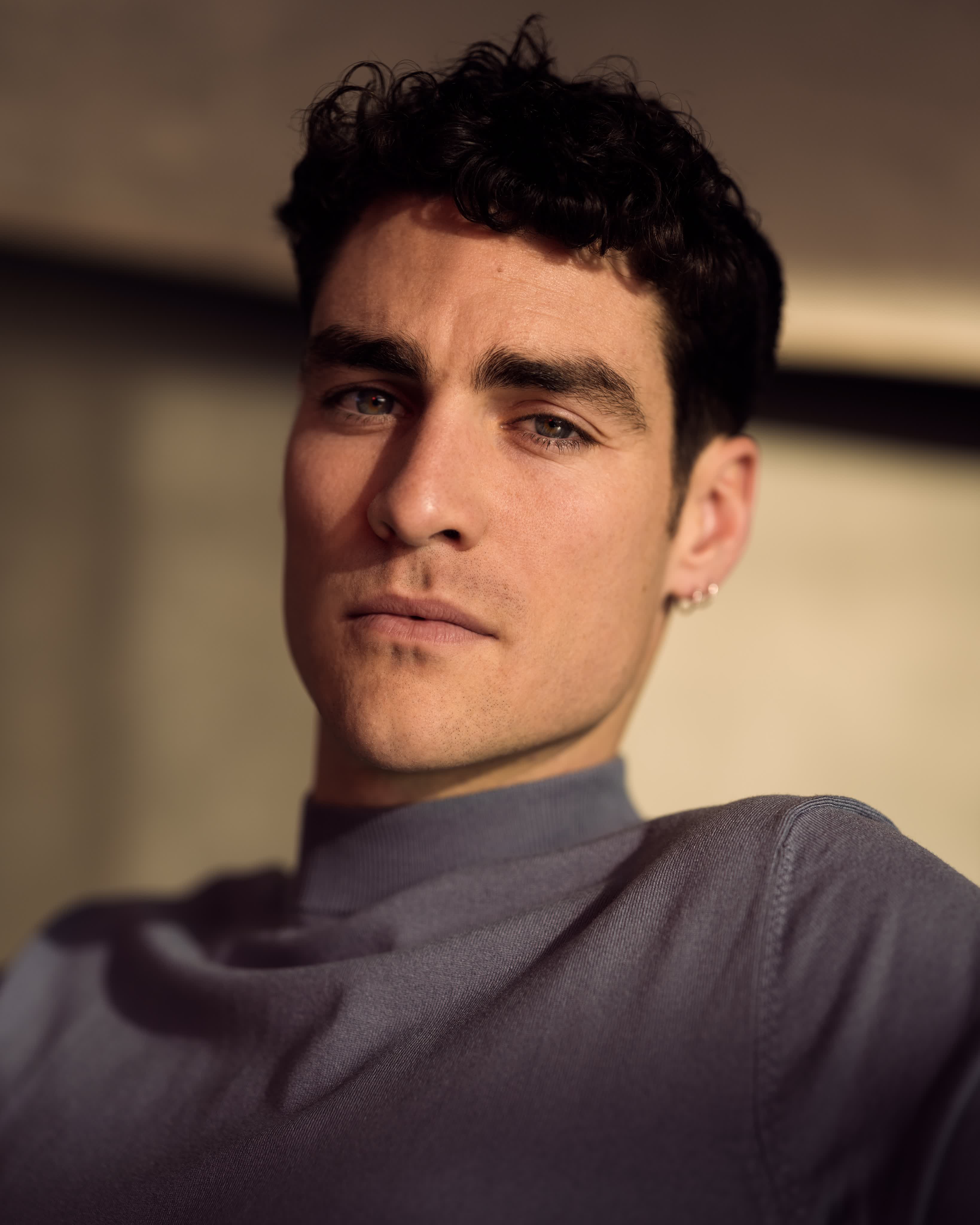 actor Ryan Bown large photo