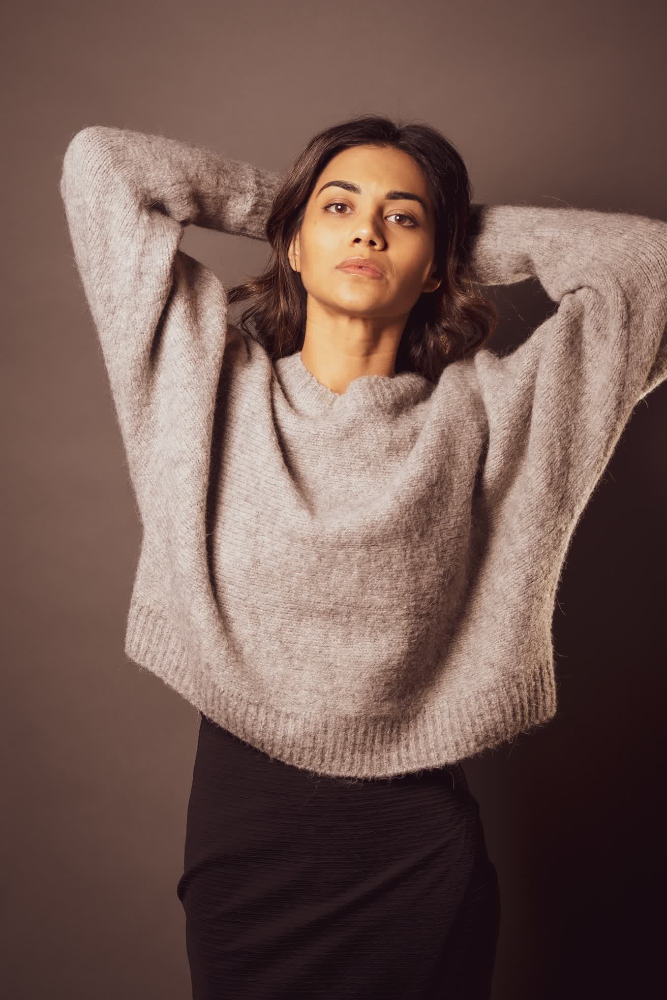 actor Lisa Ambalavanar large photo