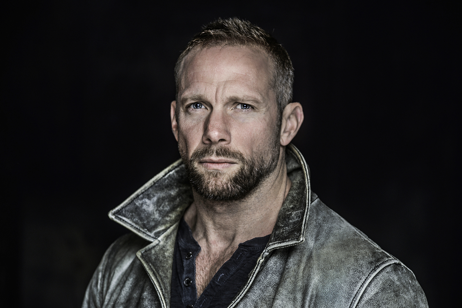 actor Gavin Fox large photo