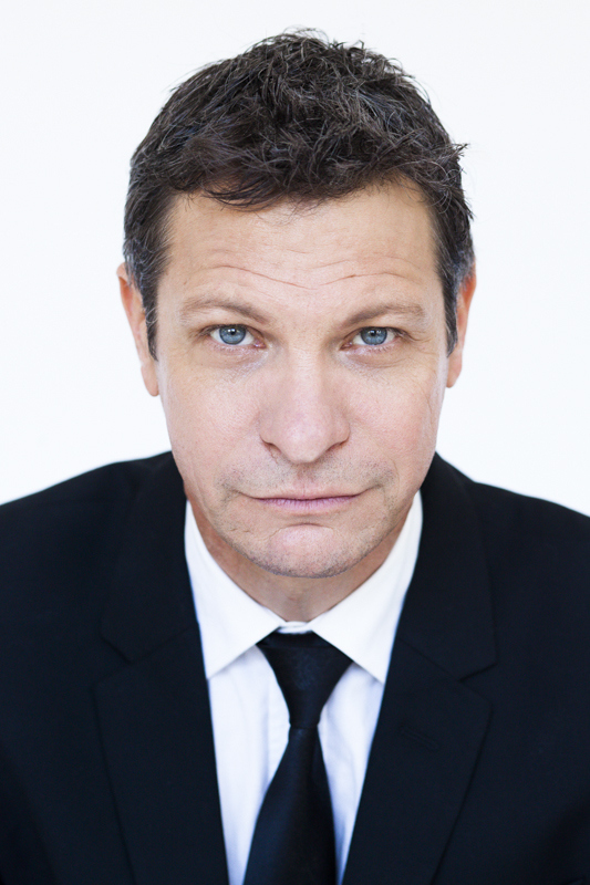 actor Grant Swanby large photo