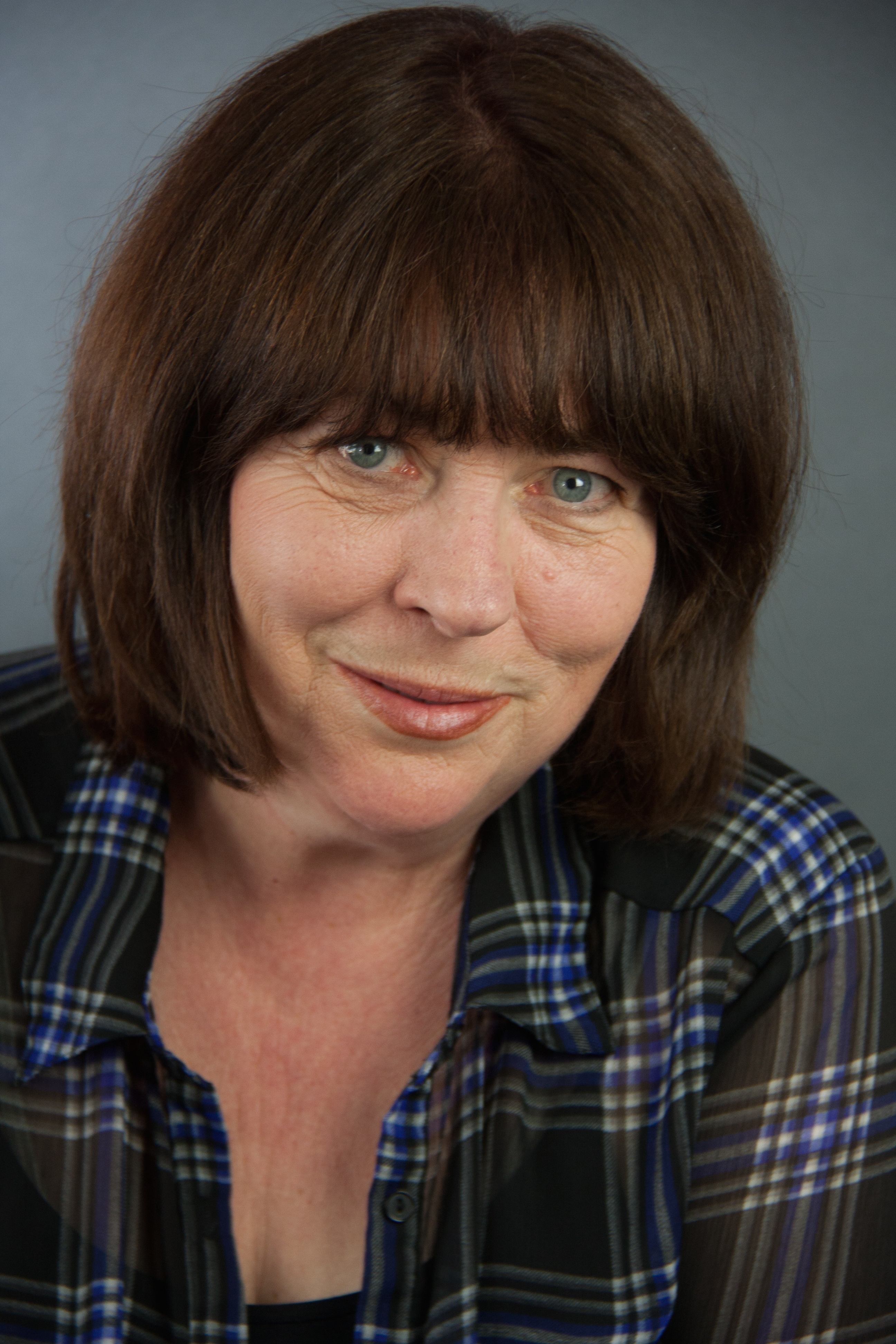 actor Nora McLellan large photo