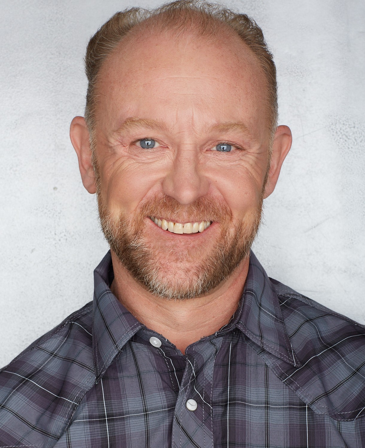 actor Neill Fleming large photo