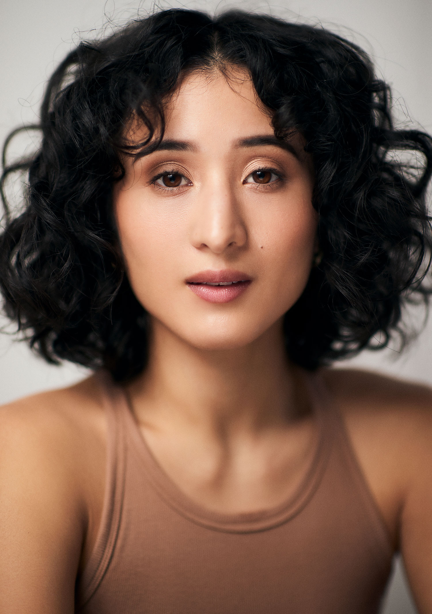 actor Sarah Formosa large photo