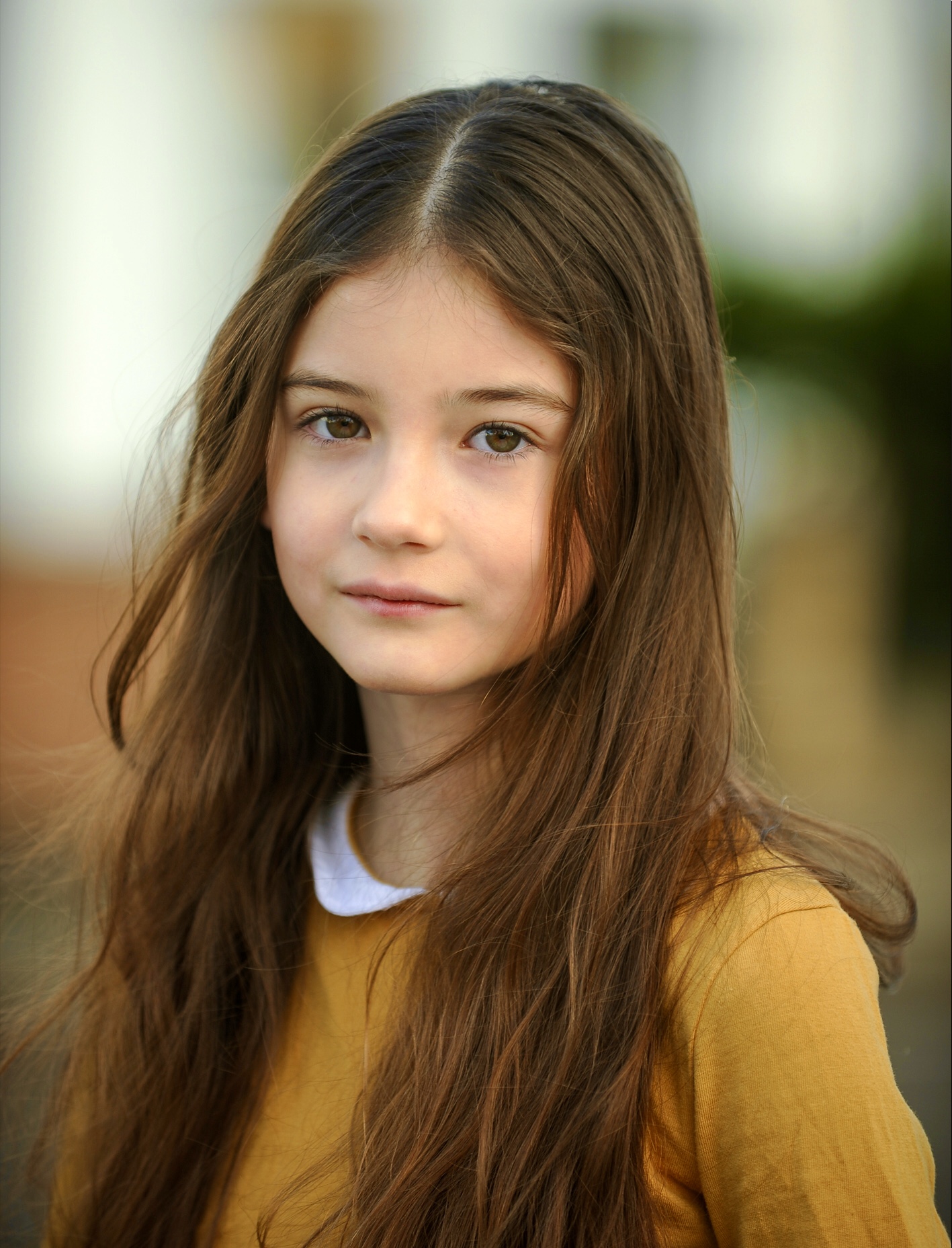 actor Indica Watson large photo