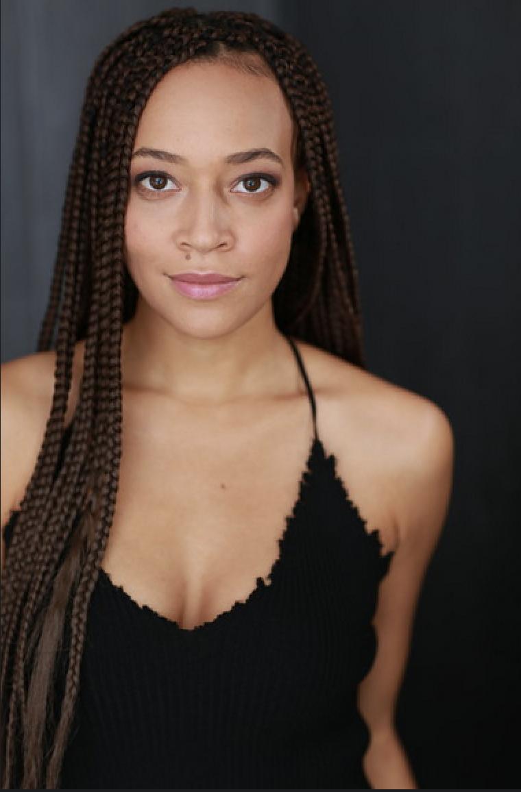 actor Chandra Russell large photo